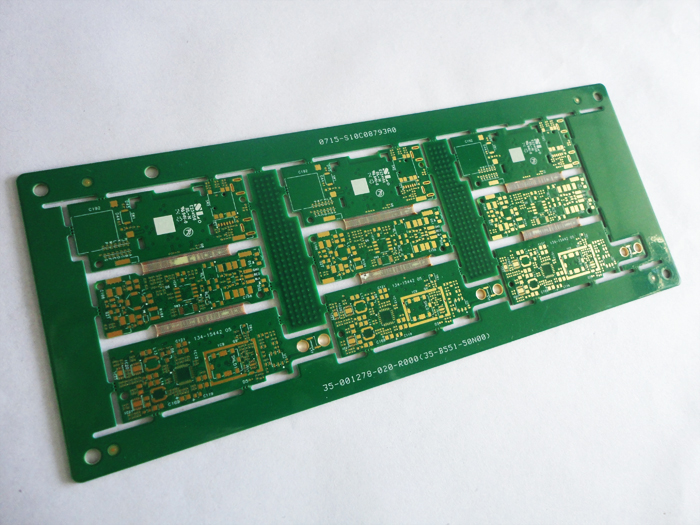 ܊PCB